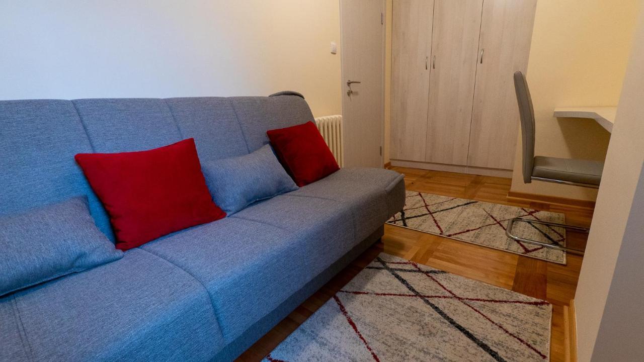 Burgundy Apartment بلغراد المظهر الخارجي الصورة
